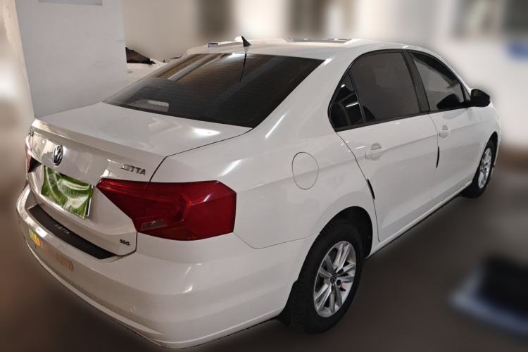 Used Volkswagen Jetta 2017 1.5L Automatic Fashion Model Exterior 5