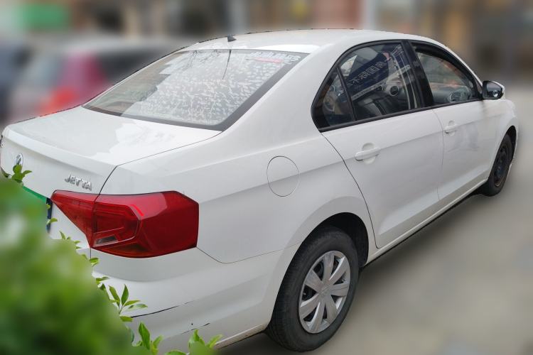 Used Volkswagen Jetta 2017 1.5L Automatic Fashion Model Exterior 5