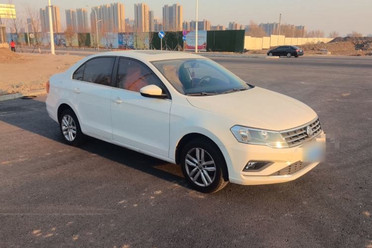 Used Volkswagen Jetta 2017 1.4L Manual Comfort Model Exterior 5