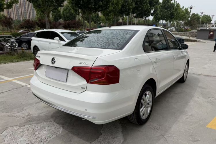 Used Volkswagen Jetta 2017 1.5L Manual Comfort Model Exterior 5