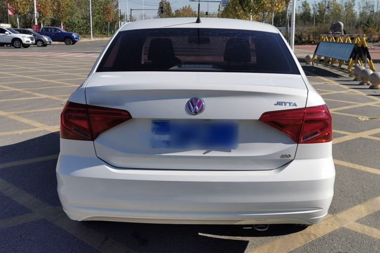 Used Volkswagen Jetta 2017 1.5L Automatic Fashion Model Exterior 6