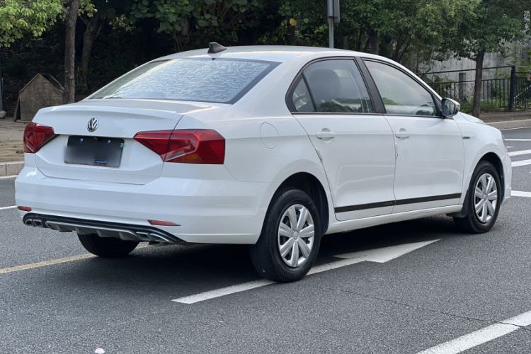 Used Volkswagen Jetta 2017 1.5L Automatic Fashion Model Exterior 7