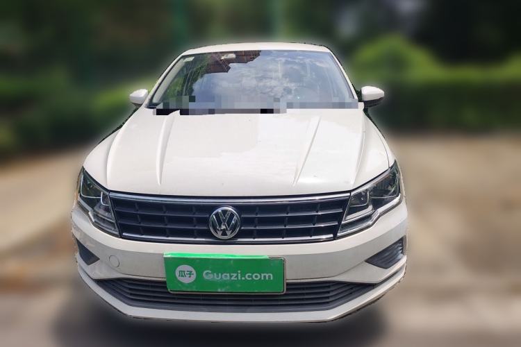 Used Volkswagen Jetta 2017 1.5L Automatic Fashion Model Front
