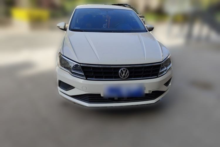 Used Volkswagen Jetta 2017 1.4L Manual Fashion Edition Front