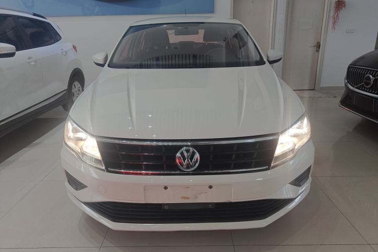 Used Volkswagen Jetta 2017 1.5L Automatic Fashion Model Front