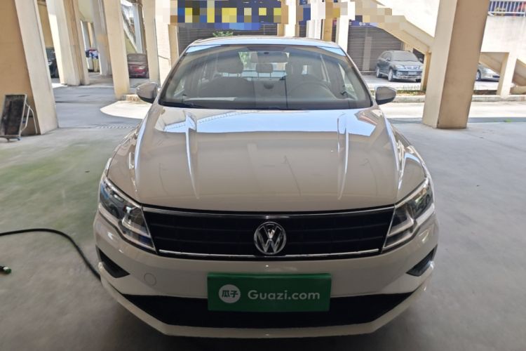 Used Volkswagen Jetta 2017 1.4L Manual Fashion Edition Front