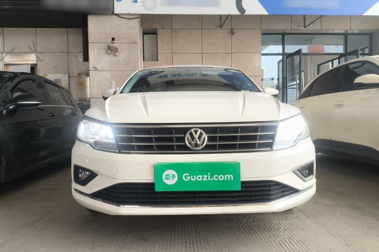 Used Volkswagen Jetta 2017 1.5L Manual Comfort Model Front