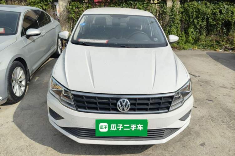 Used Volkswagen Jetta 2017 1.5L Automatic Fashion Model Front
