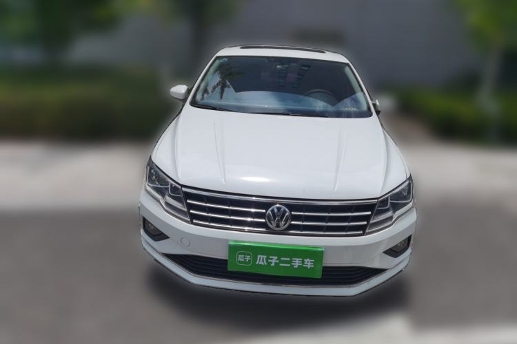 Used Volkswagen Jetta 2017 1.5L Manual Comfort Model Front