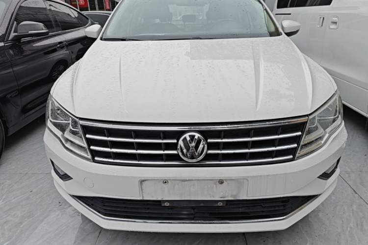 Used Volkswagen Jetta 2017 1.5L Automatic Comfort Model Front
