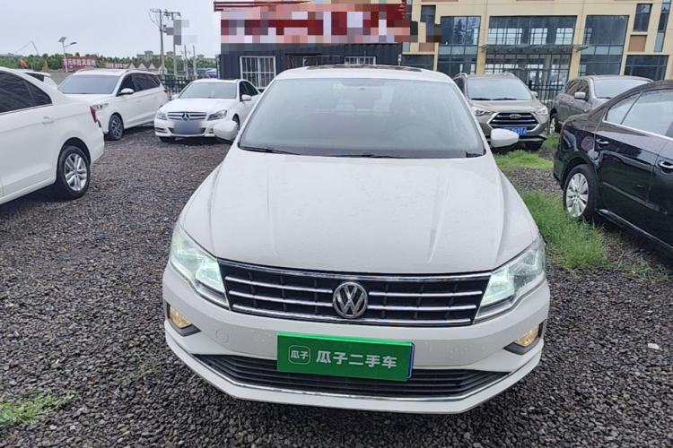 Used Volkswagen Jetta 2017 1.4L Manual Comfort Model Front
