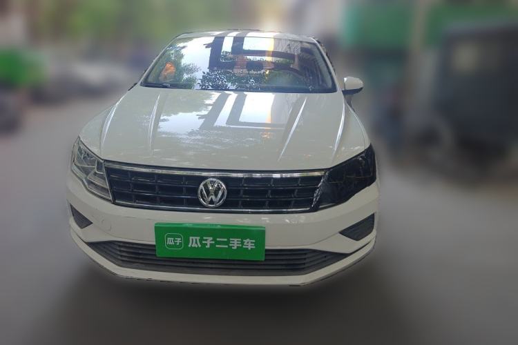 Used Volkswagen Jetta 2017 1.5L Automatic Fashion Model Front