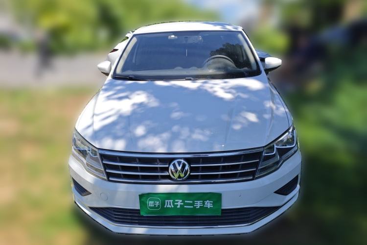 Used Volkswagen Jetta 2017 1.4L Manual Fashion Edition Front
