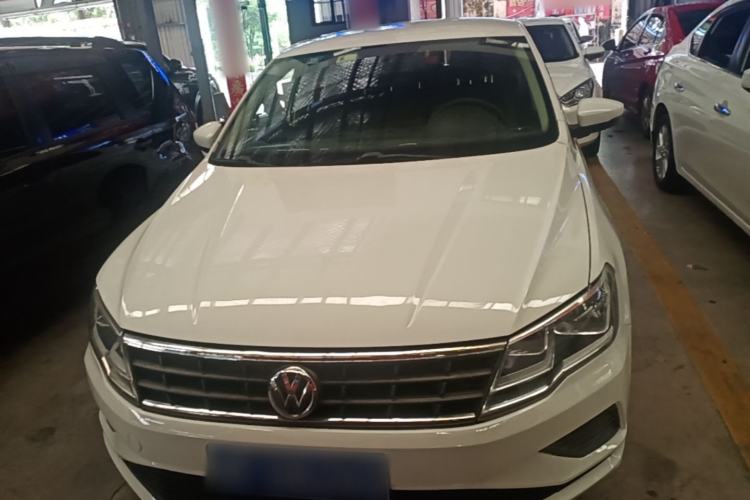 Used Volkswagen Jetta 2017 1.5L Automatic Fashion Model Front