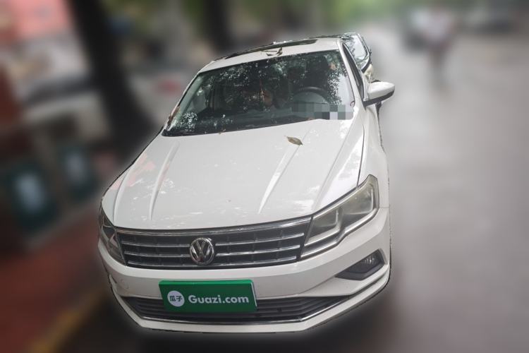 Used Volkswagen Jetta 2017 1.4L Manual Comfort Model Front
