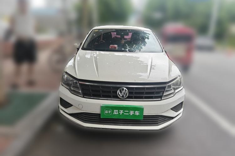 Used Volkswagen Jetta 2017 1.5L Automatic Fashion Model Front