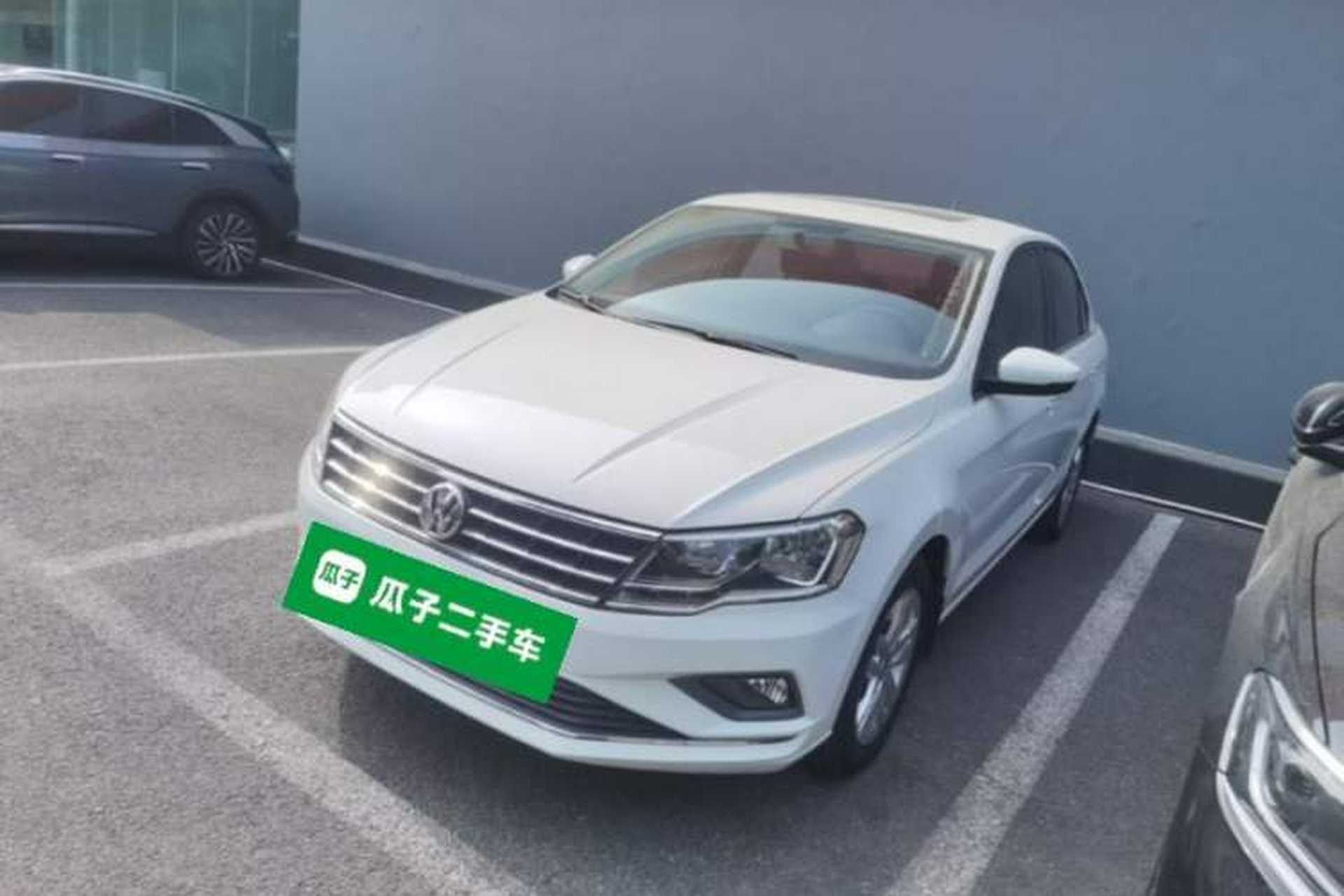 Used Volkswagen Jetta 2017 1.5L Automatic Comfort Model Front Left 45 Deg