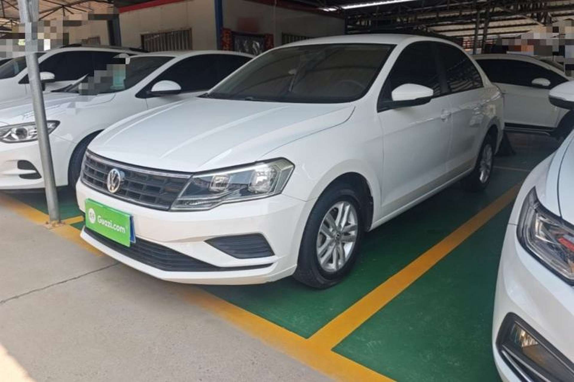 Used Volkswagen Jetta 2017 1.4L Manual Fashion Edition Front Left 45 Deg