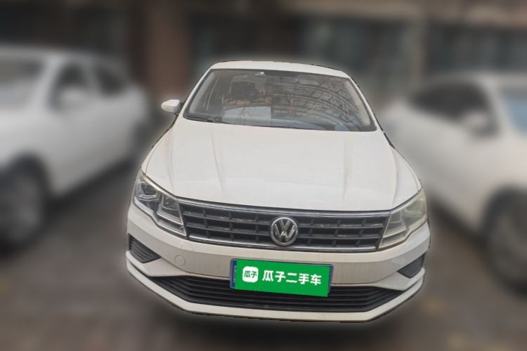 Used Volkswagen Jetta 2017 1.4L Manual Fashion Edition Front