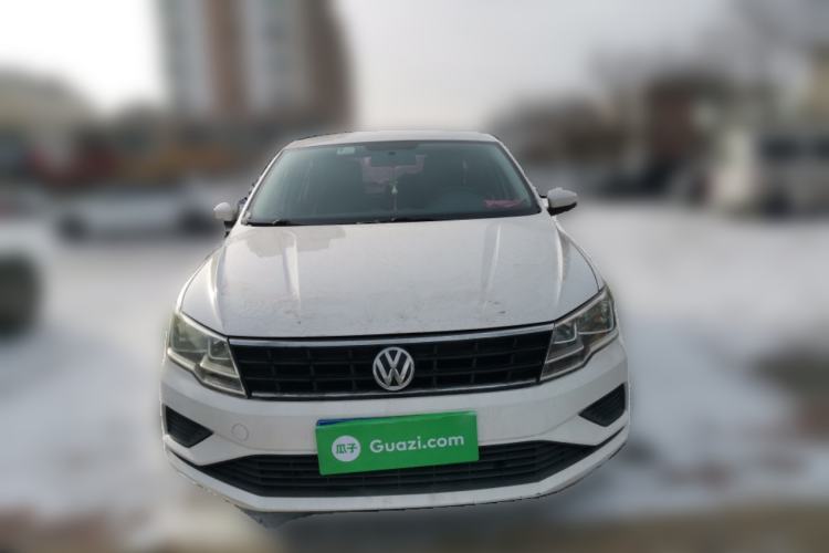 Used Volkswagen Jetta 2017 1.4L Manual Fashion Edition Front