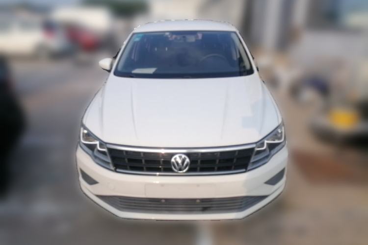 Used Volkswagen Jetta 2017 1.4L Manual Fashion Edition Front