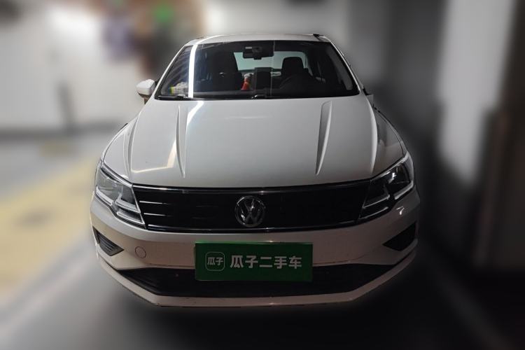 Used Volkswagen Jetta 2017 1.4L Manual Fashion Edition Front
