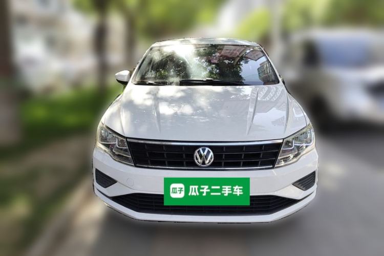 Used Volkswagen Jetta 2017 1.5L Automatic Fashion Model Front
