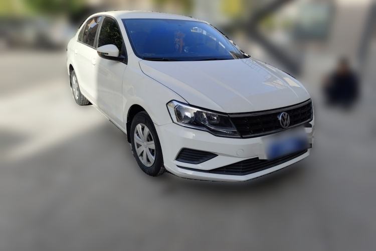 Used Volkswagen Jetta 2017 1.4L Manual Fashion Edition Front Right 45 Deg