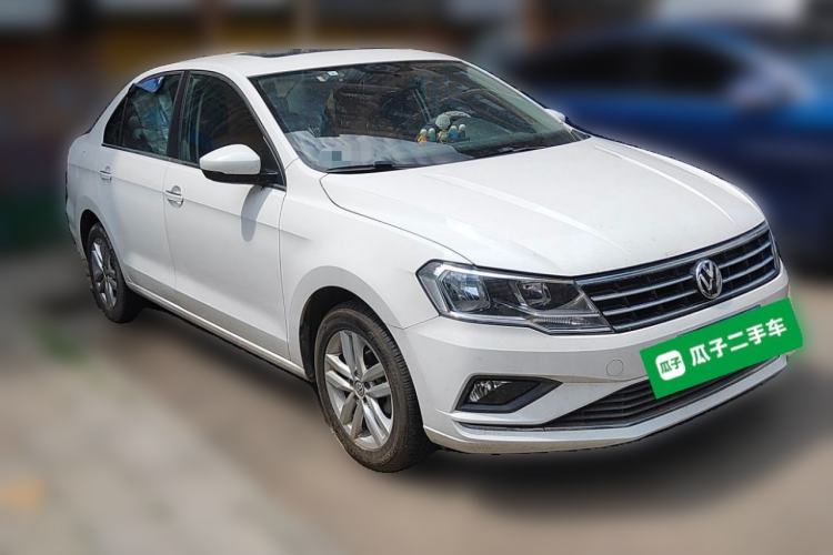 Used Volkswagen Jetta 2017 1.5L Automatic Comfort Model Front Right 45 Deg