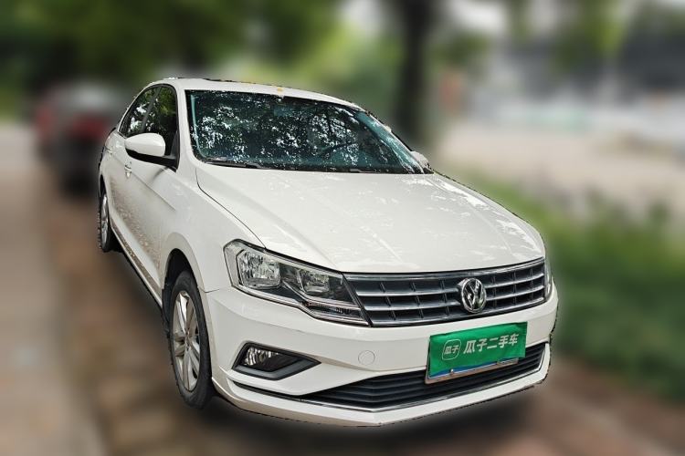 Used Volkswagen Jetta 2017 1.5L Automatic Comfort Model Front Right 45 Deg