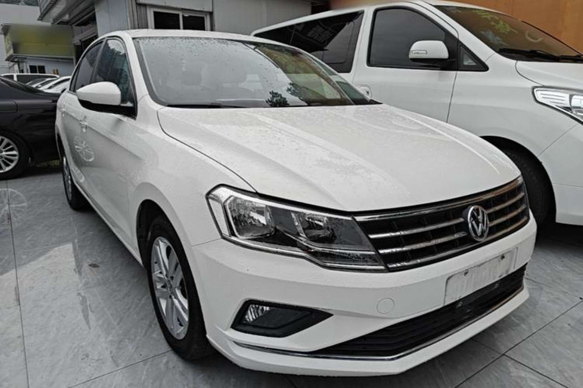 Used Volkswagen Jetta 2017 1.5L Automatic Comfort Model Front Right 45 Deg