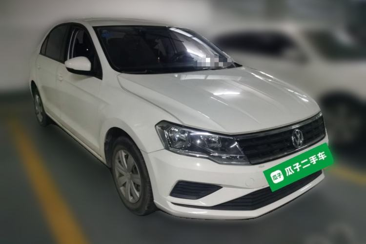 Used Volkswagen Jetta 2017 1.5L Automatic Fashion Model Front Right 45 Deg