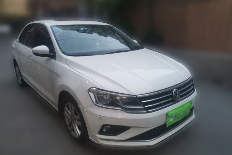 Used Volkswagen Jetta 2017 1.5L Automatic Comfort Model Front Right 45 Deg