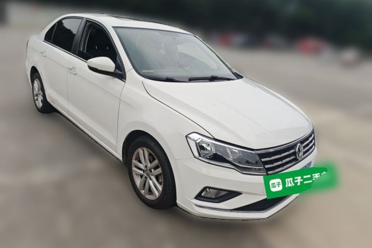 Used Volkswagen Jetta 2017 1.5L Automatic Comfort Model Front Right 45 Deg