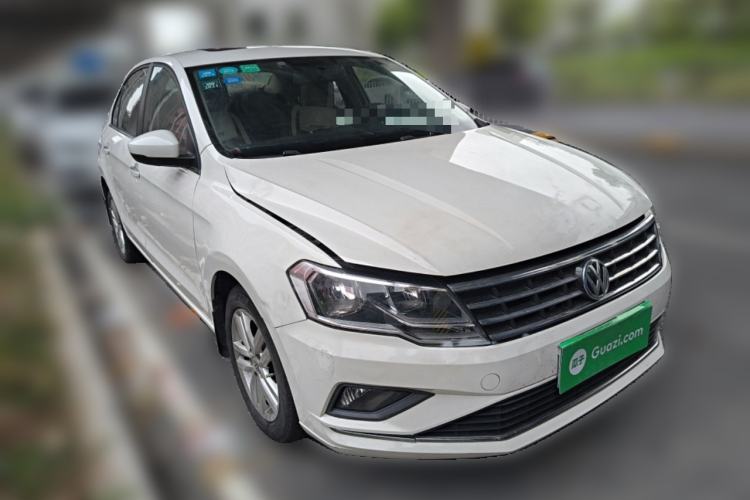 Used Volkswagen Jetta 2017 1.5L Automatic Comfort Model Front Right 45 Deg