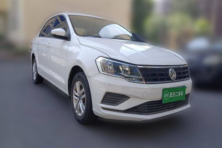 Used Volkswagen Jetta 2017 1.5L Automatic Fashion Model Front Right 45 Deg