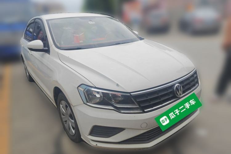 Used Volkswagen Jetta 2017 1.5L Automatic Fashion Model Front Right 45 Deg