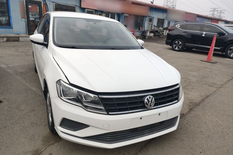 Used Volkswagen Jetta 2017 1.5L Manual Fashion Edition Front Right 45 Deg