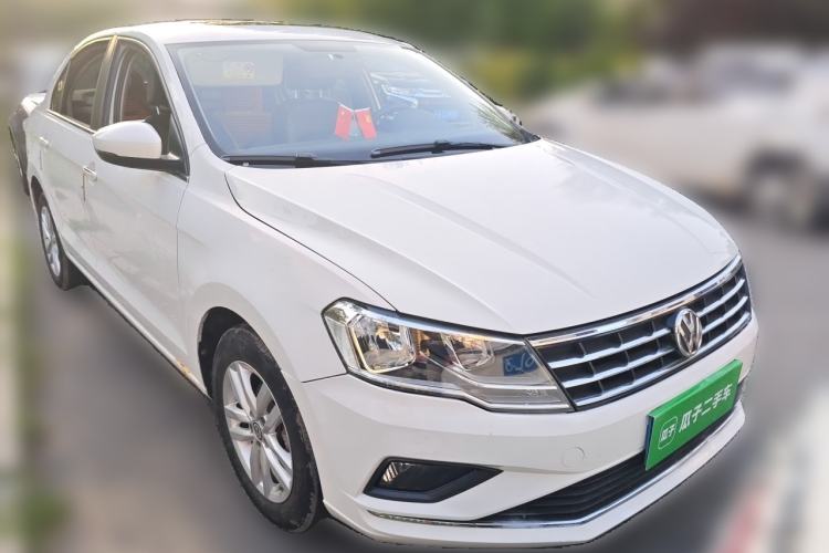Used Volkswagen Jetta 2017 1.5L Automatic Comfort Model Front Right 45 Deg