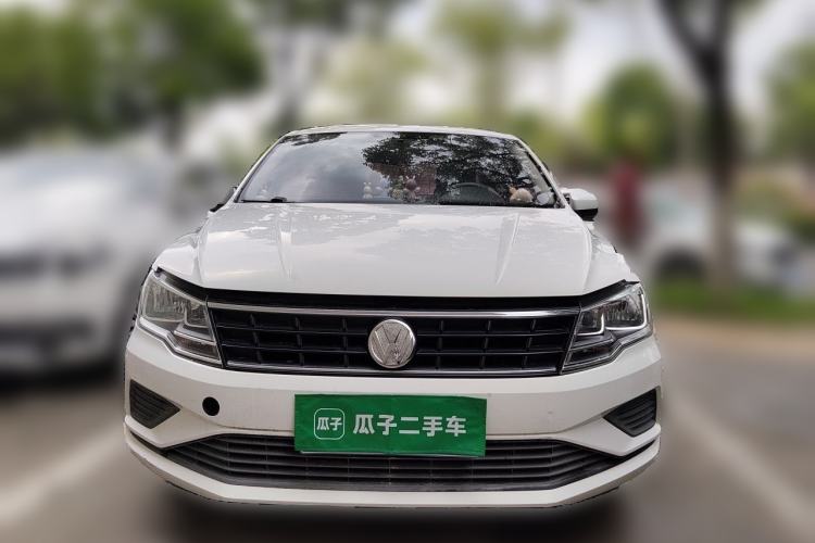 Used Volkswagen Jetta 2017 1.5L Automatic Fashion Model Front