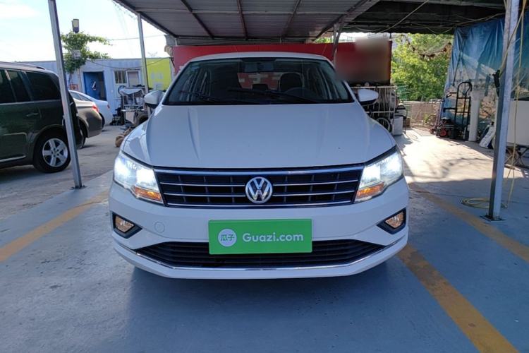 Used Volkswagen Jetta 2017 1.4L Manual Comfort Model Front
