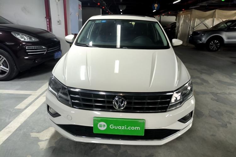 Used Volkswagen Jetta 2017 1.5L Manual Comfort Model Front