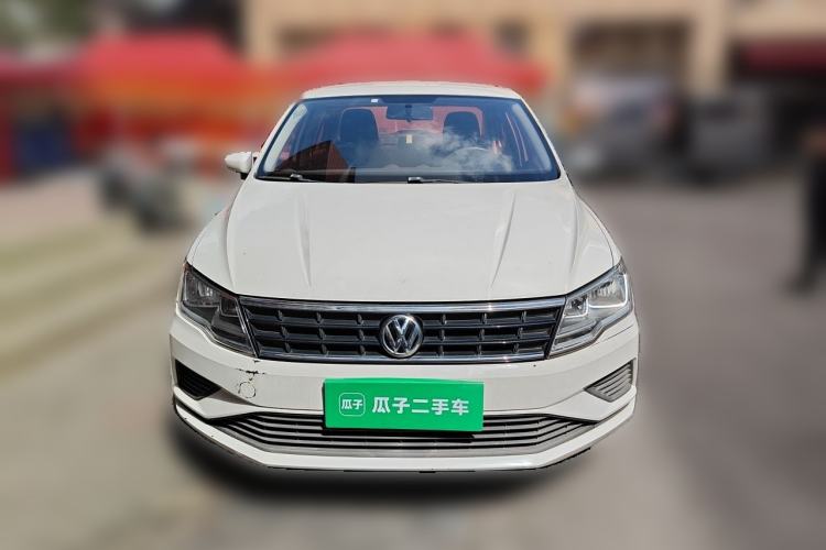 Used Volkswagen Jetta 2017 1.4L Manual Fashion Edition Front