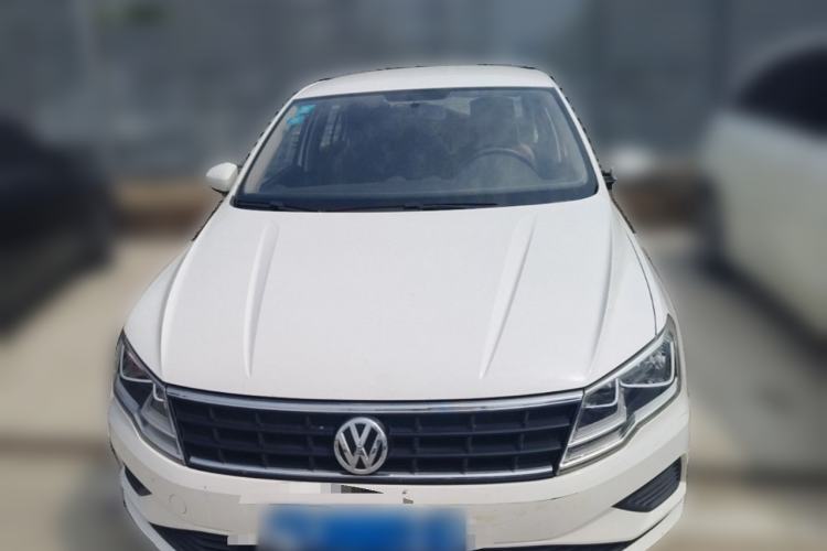 Used Volkswagen Jetta 2017 1.4L Manual Fashion Edition Front