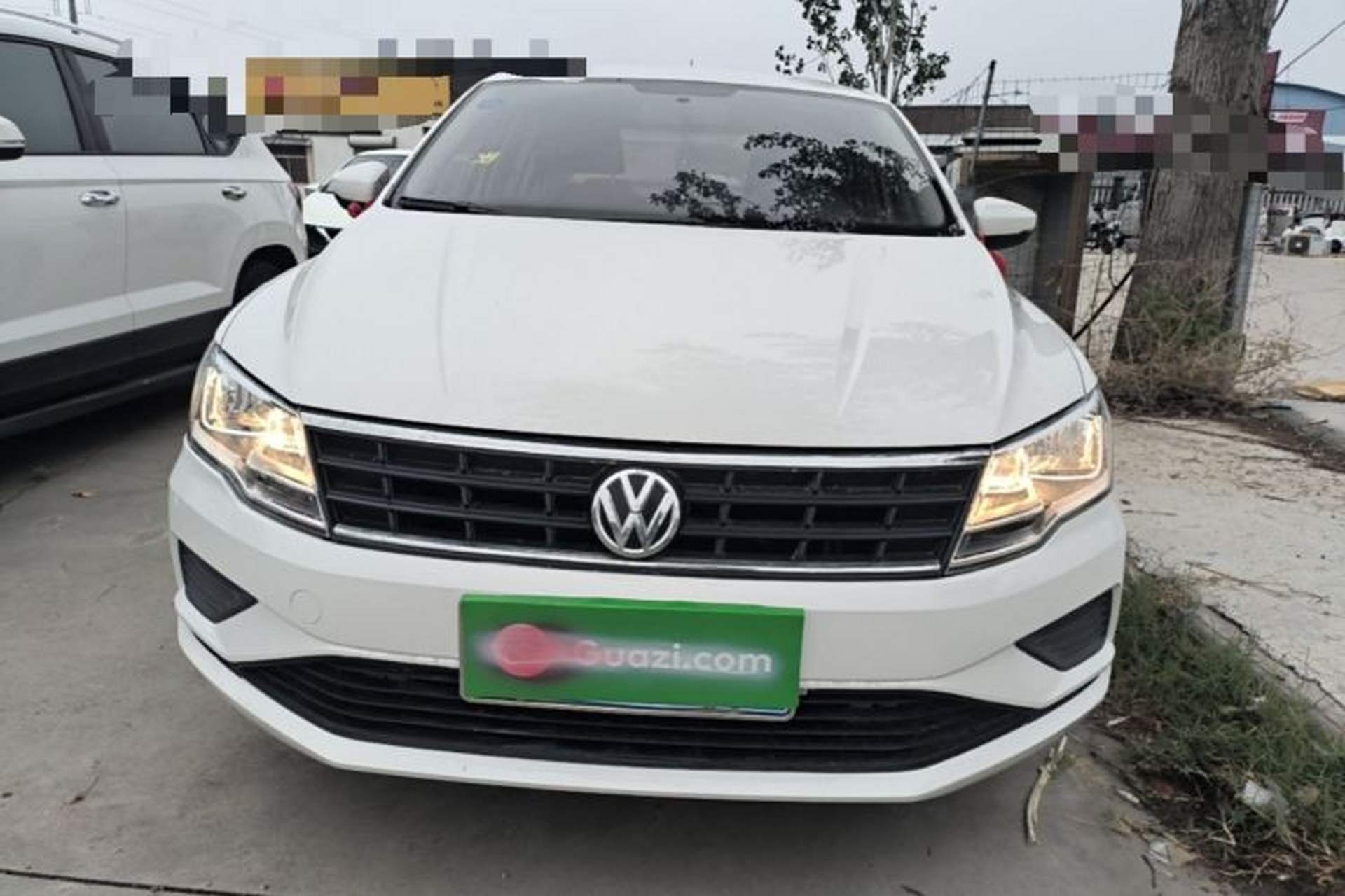 Used Volkswagen Jetta 2017 1.5L Manual Fashion Edition Front