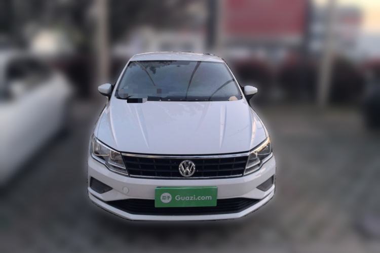 Used Volkswagen Jetta 2017 1.4L Manual Fashion Edition Front