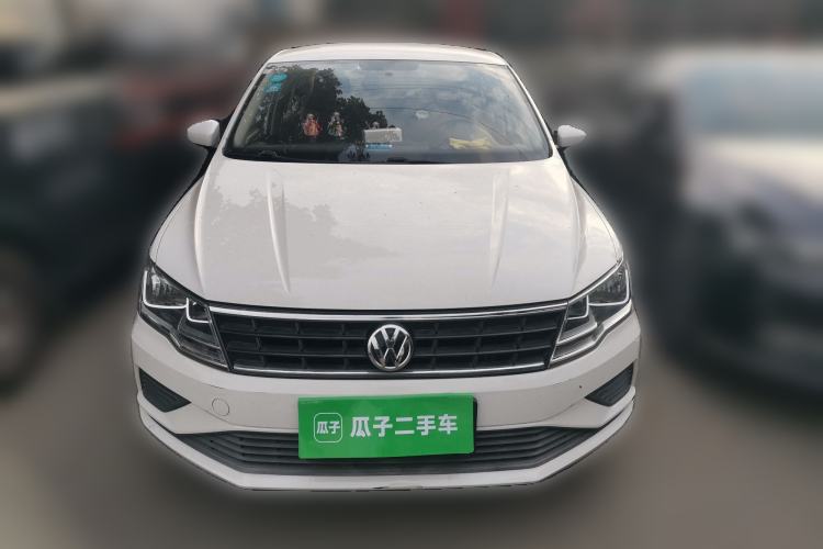 Used Volkswagen Jetta 2017 1.4L Manual Fashion Edition Front