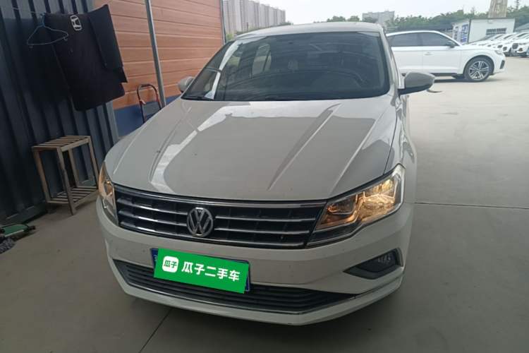 Used Volkswagen Jetta 2017 1.5L Manual Comfort Model Front