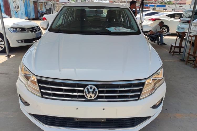 Used Volkswagen Jetta 2017 1.5L Manual Comfort Model Front