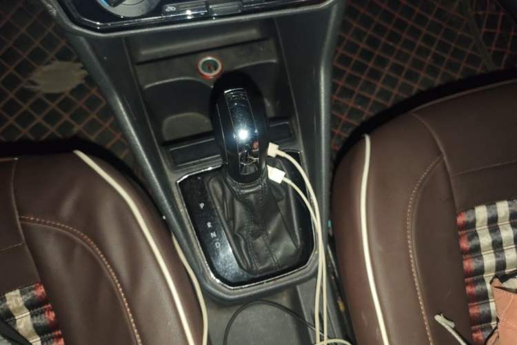 Used Volkswagen Jetta 2017 1.5L Automatic Comfort Model Gear Lever